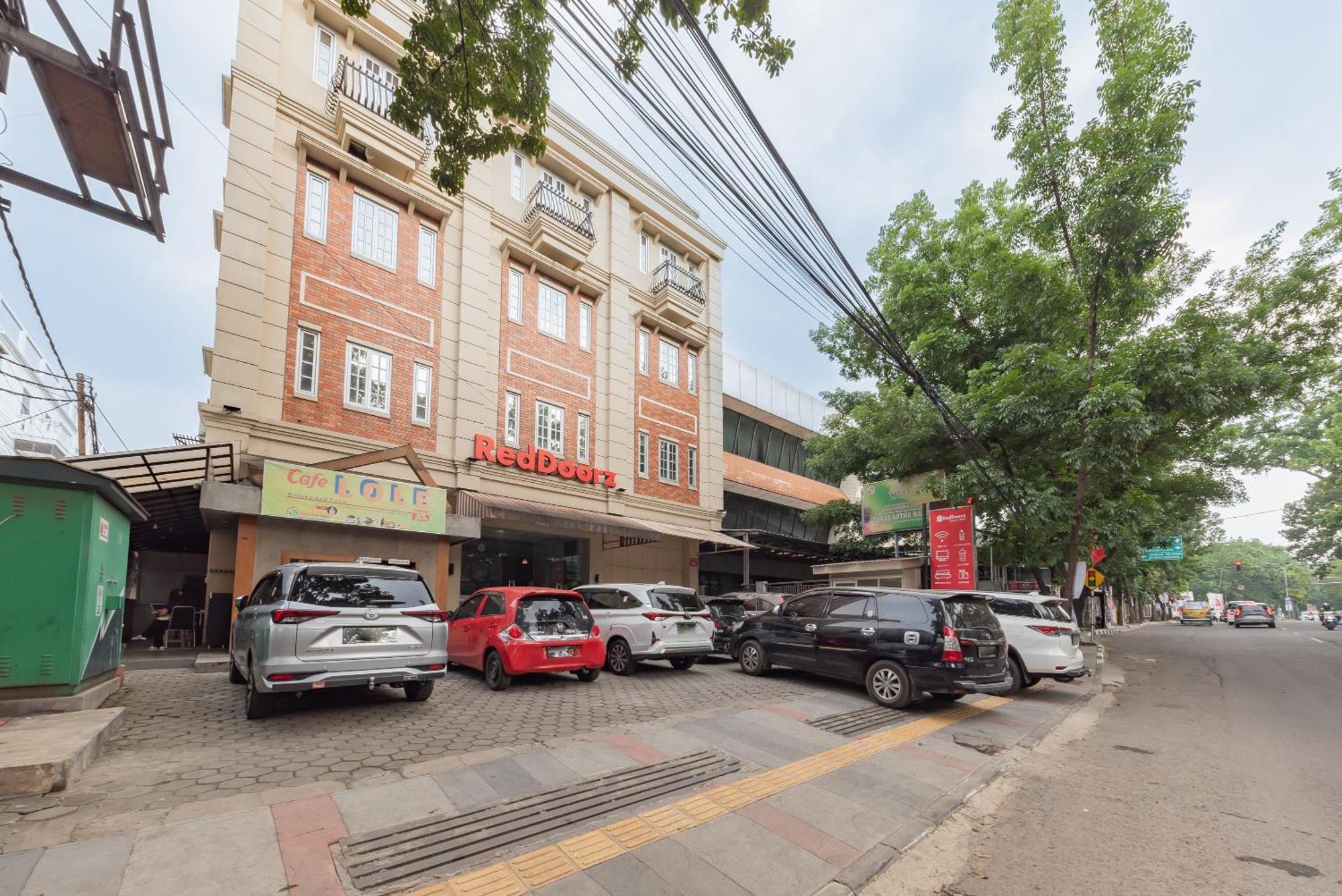 เรดดอร์ซ แอท มาลาบาร์ สตรีท Hotel บันดุง ภายนอก รูปภาพ